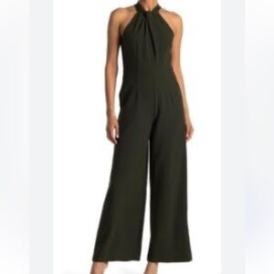 Julia Jordan Green Twist Front Halter Wide Leg Jumpsuit. Size 2